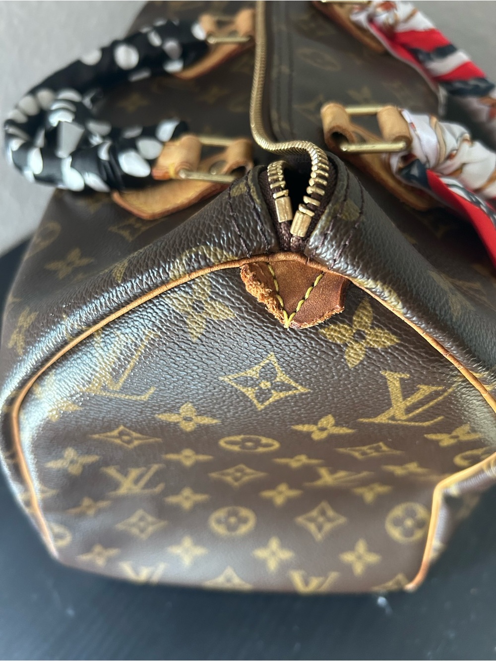 Louis Vuitton Monogram Canvas  Handbag - Brown & Tan Speedy 30 - Picture 7 of 10